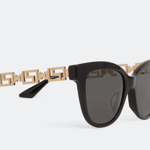Versace Cat Eye Sunglasses AUTHENTIC - Picture 10 of 12
